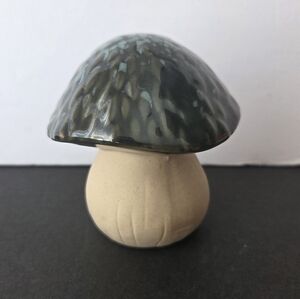 Fairy Garden Mushroom Figurine 3.5" Ceramic Home Garden Kitchen Decor Accent
